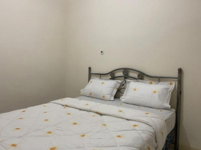 OYO 90812 Hayza Residence Syariah